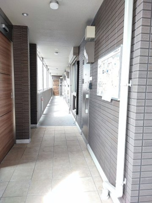 【エントランス】 | サン・メゾン小山中央