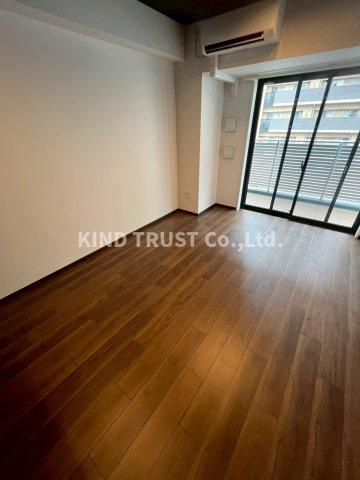 セントリヴィエ大阪梅田の居間・リビング|こちらの居間で趣味の時間をお楽しみください