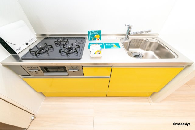 リヴェール中御所　Cのキッチン