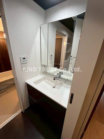 セントリヴィエ大阪梅田の洗面所|コンパクトで使いやすい洗面所