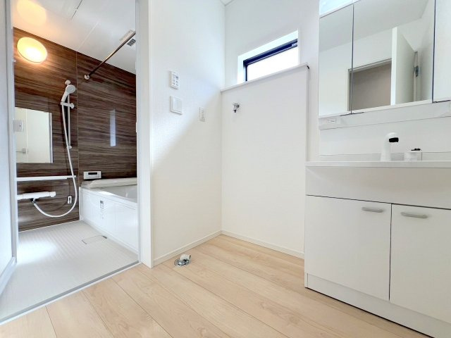 武蔵村山市本町　新築戸建全6棟の内観：施工例