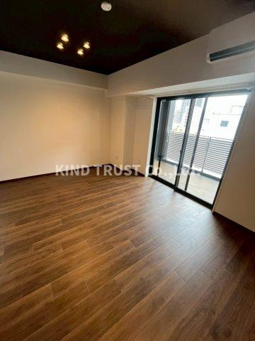 セントリヴィエ大阪梅田の居間・リビング|ゆったり過ごせる居間です