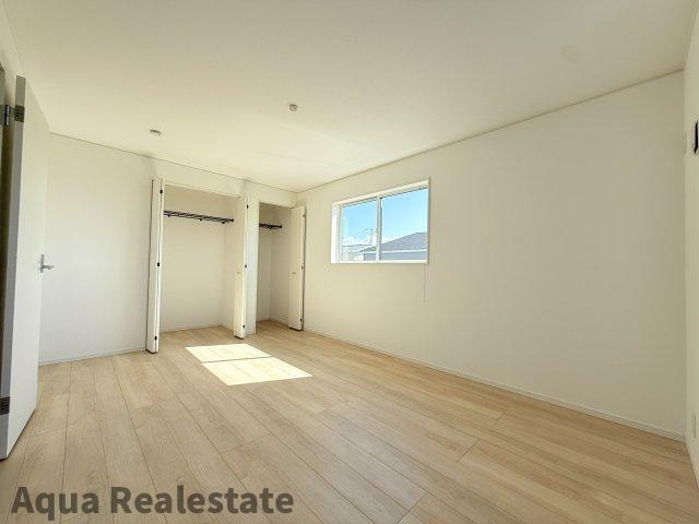 クレイドルガーデン高松市下田井町第三の洋室|スタンダードな洋室です