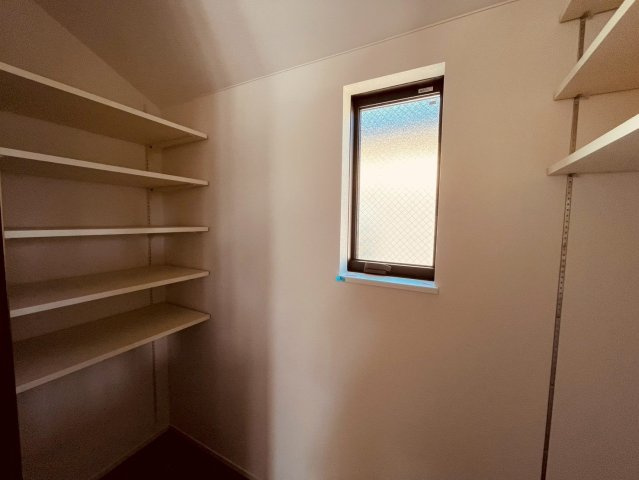 【居間・リビング】 | ～インフィーア Vol. 66　練馬区春日町４丁目　ブランド新築戸建て～ | 【建築中】空間の広がりを感じながら、毎日の暮らしを豊かに