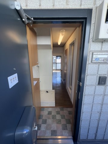 【玄関】