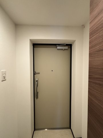 GENOVIA妙典の玄関