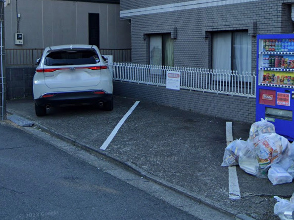 プレステージ浦和（本太2）の駐車場|車をお持ちの方に嬉しい駐車場付きの物件です