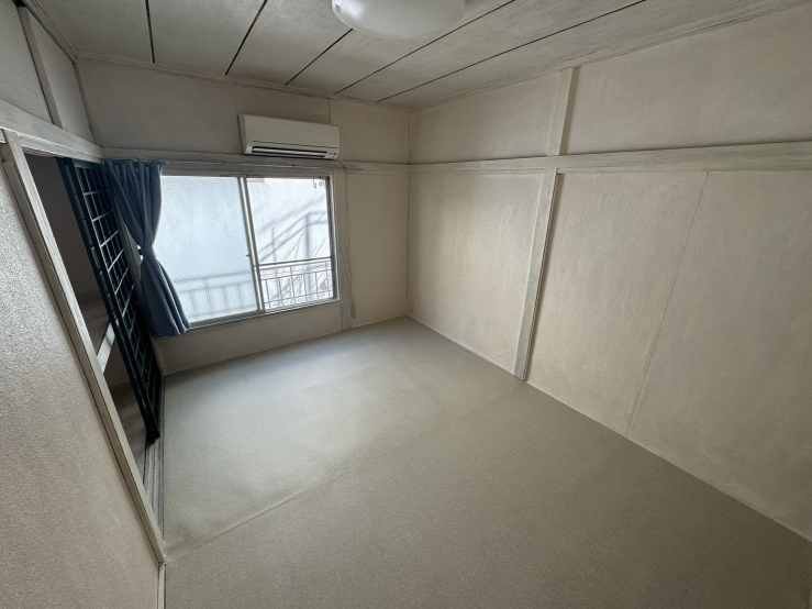 たかはし荘の洋室