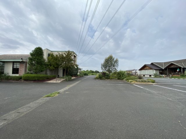 下妻店舗事務所の駐車場