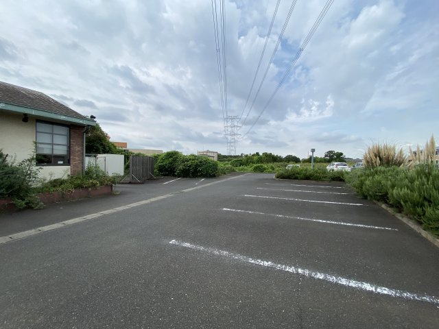 下妻店舗事務所の駐車場