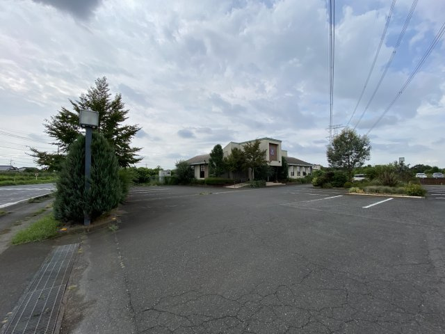 下妻店舗事務所の駐車場