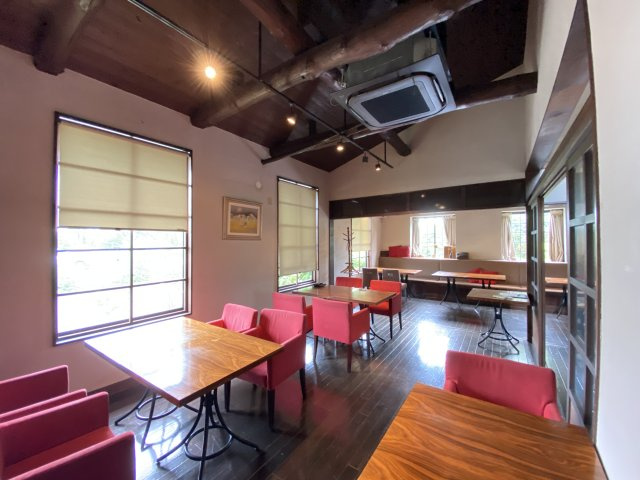 下妻店舗事務所のロビー