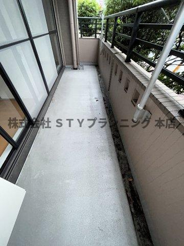 仲介手数料０円！ジュノスのバルコニー