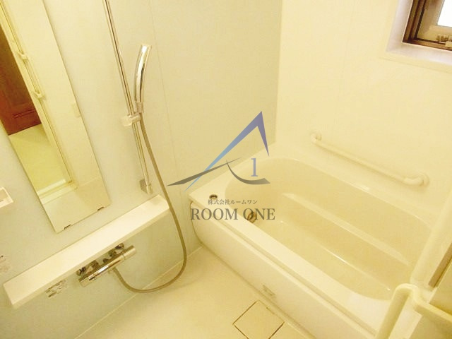 ハウスパティオの浴室|お風呂です。