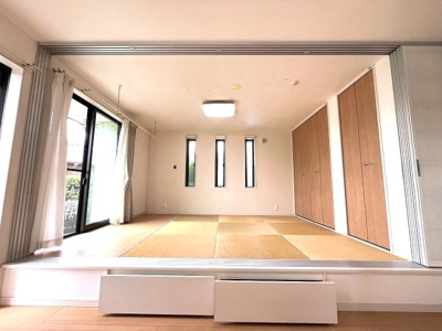 【和室】 | あま市中萱津　売戸建 | 子供の遊び場・昼寝スペースとして利用できる畳コーナー有り！