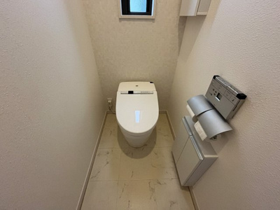 【トイレ】 | あま市中萱津　売戸建 | ペーパーホルダーが2つあるのも嬉しい要素ですね♪