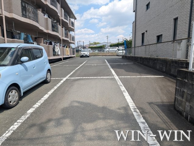 ベネッセレ豊橋西の駐車場