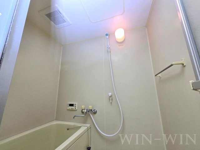 ベネッセレ豊橋西の浴室