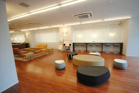 板橋区氷川町の賃貸マンションのロビー