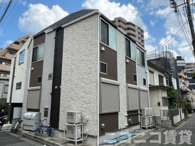 豊島区北大塚３丁目のアパートの外観|
