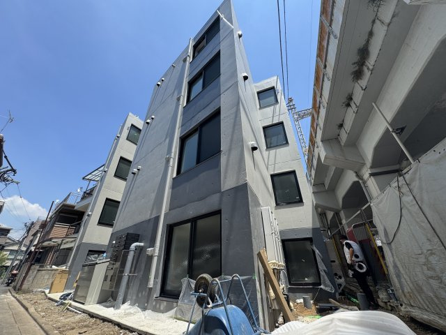 Liz西日暮里の外観