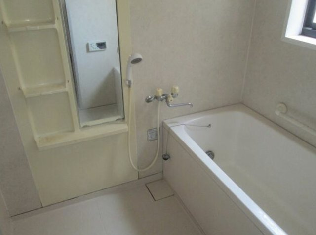 【浴室】 | 熊谷市拾六間　中古戸建