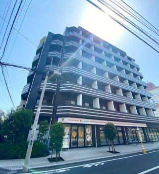 【外観】 | レジディア中村橋 | 鉄筋コンクリート造のがっちりとした建物。