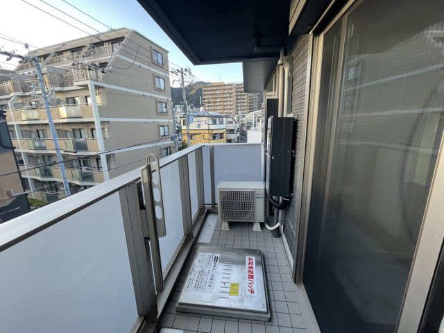 Ｎ-ＣＵＢＥのバルコニー