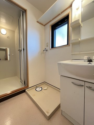 リファインド・Fの内装