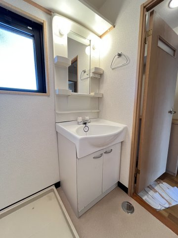 リファインド・Fの内装