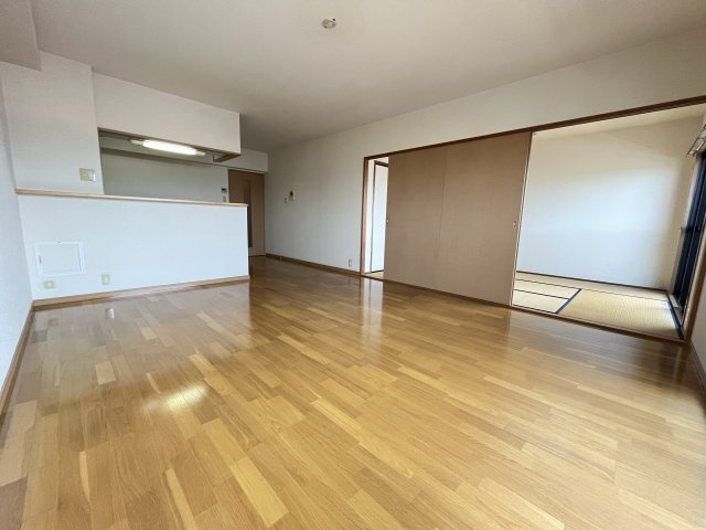 リファインド・Fの内装