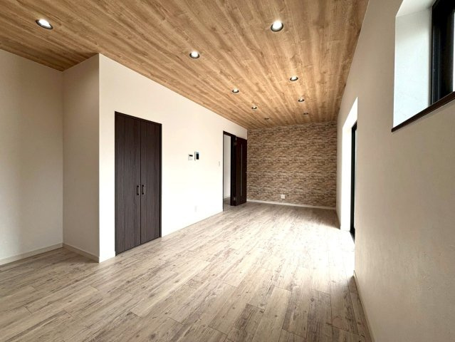 仁井令の居間・リビング