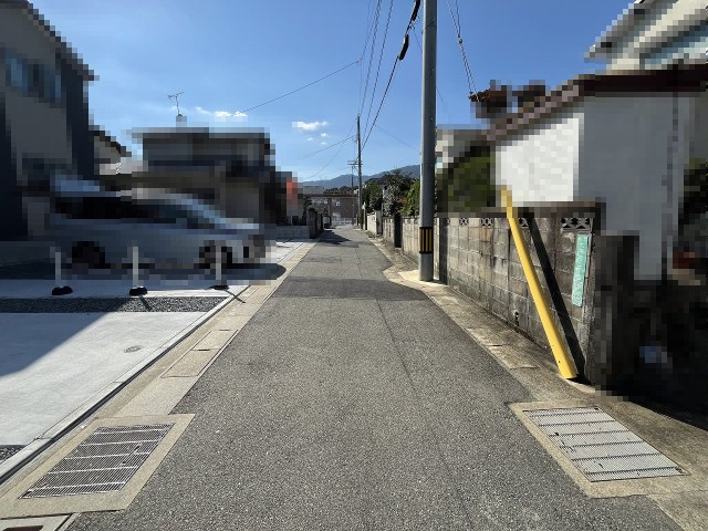 【その他】 | 福岡市南区大平寺2丁目4期　1号棟（全3棟）【仲介手数料無料・0円】 | 現地写真。前面道路です。