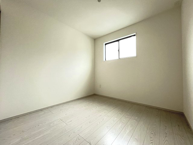 【子供部屋】 | 福岡市南区大平寺2丁目4期　1号棟（全3棟）【仲介手数料無料・0円】 | 現地写真。