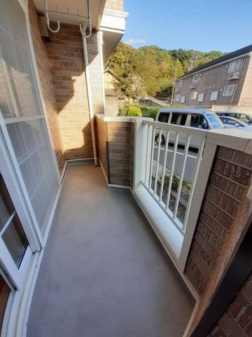 ニューマロンテールＢのバルコニー