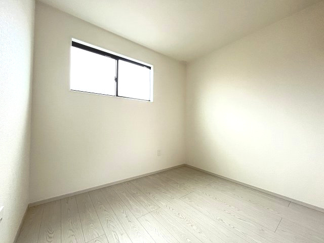 【子供部屋】 | 福岡市南区大平寺2丁目4期　3号棟（全3棟）【仲介手数料無料・0円】 | 現地写真。