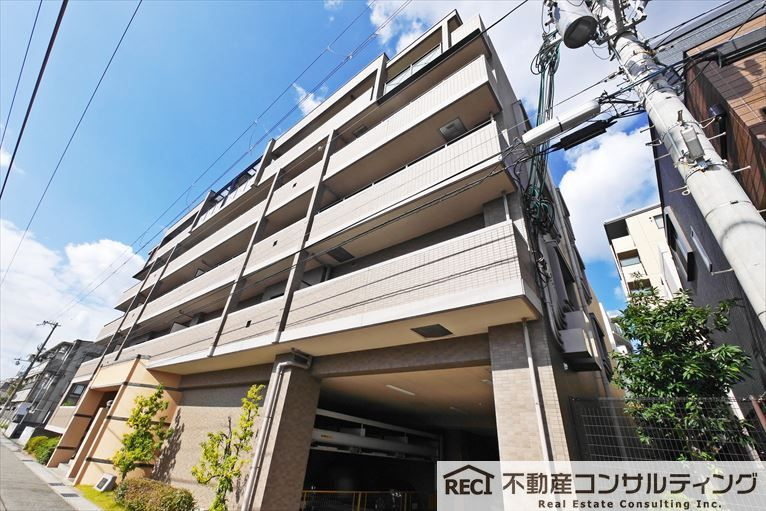 ステイツ岡本ANNEXの外観