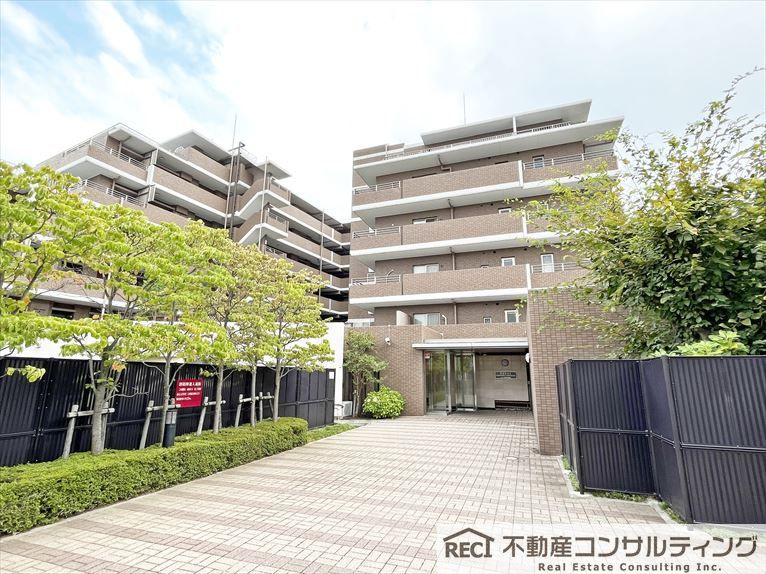 ビューネ西宮五段坂の外観