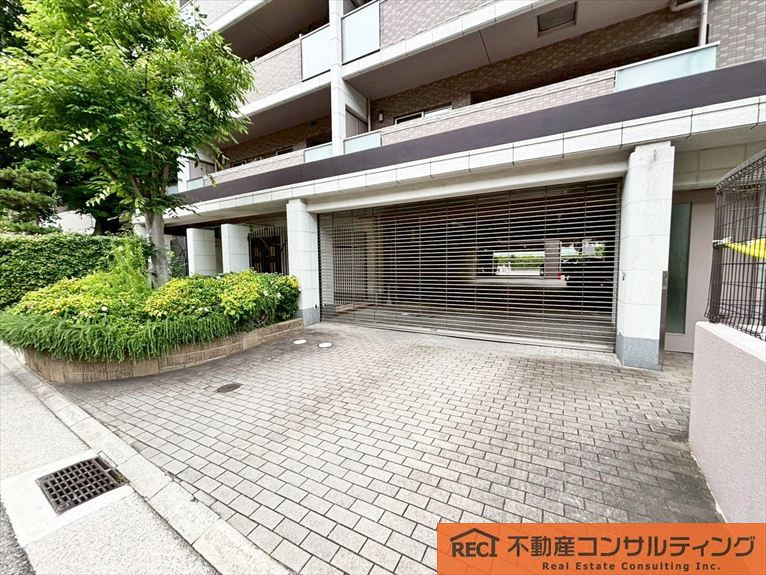 アルス芦屋川のエントランス