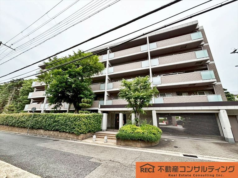 アルス芦屋川の外観