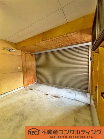 西宮市本町　中古戸建の駐車場|平成11年築！安心の鉄骨造！