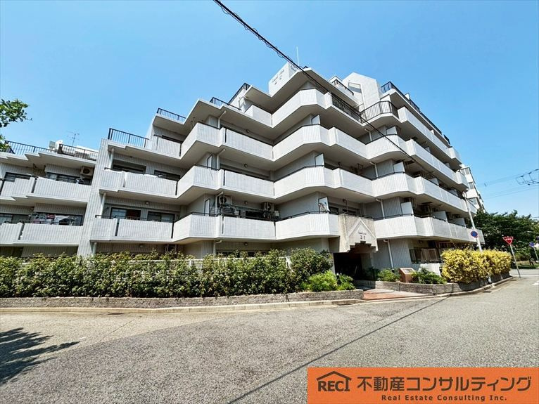 グランドヴィラ西宮の外観