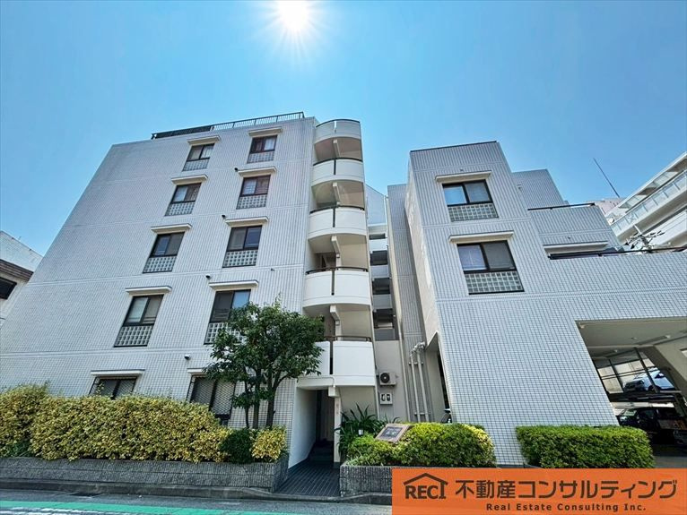 グランドヴィラ西宮の外観