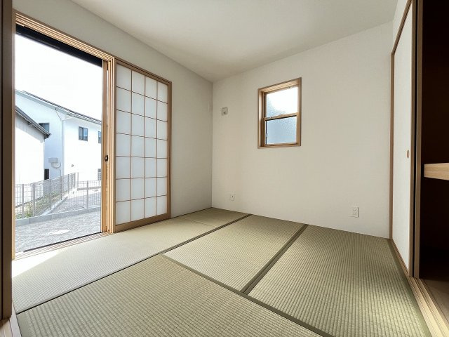 【和室】 | 糟屋郡第1宇美町神武原1丁目　3号棟（全3棟）【仲介手数料無料・0円】 | 現地写真。