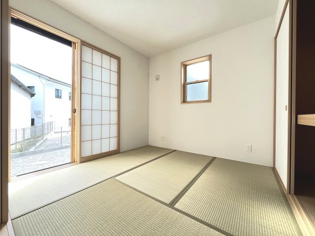 【和室】 | 糟屋郡第1宇美町神武原1丁目　3号棟（全3棟）【仲介手数料無料・0円】 | 現地写真。