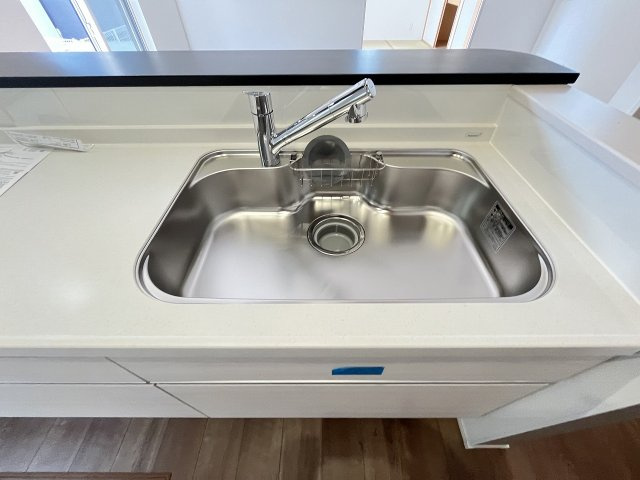 【キッチン】 | 糟屋郡第1宇美町神武原1丁目　3号棟（全3棟）【仲介手数料無料・0円】 | 現地写真。