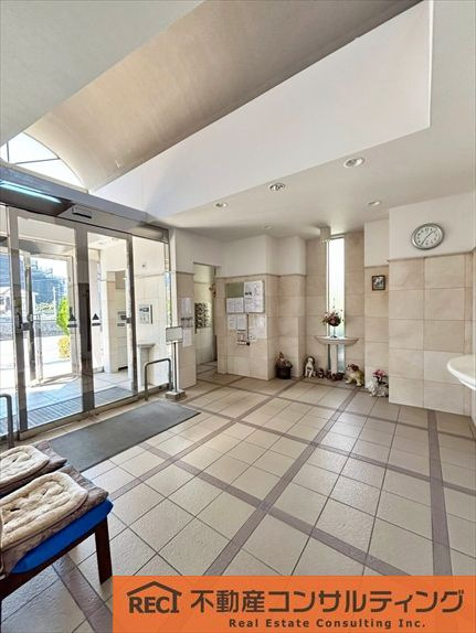 香櫨園フラットB棟のエントランス