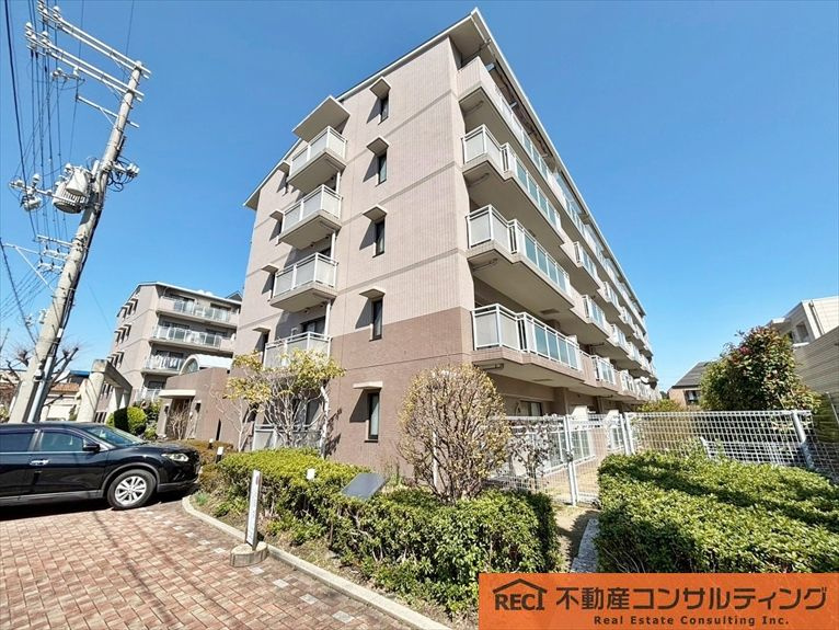 香櫨園フラットB棟の外観