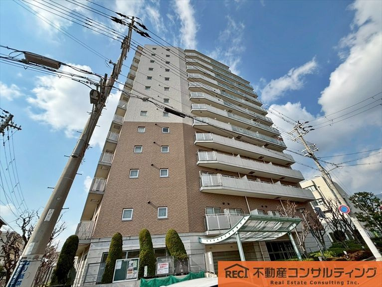 メゾン新御影の外観