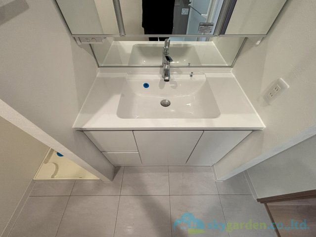 グランスイート本厚木の独立洗面台